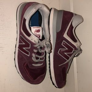 New Balance Classic 574 (maroon)